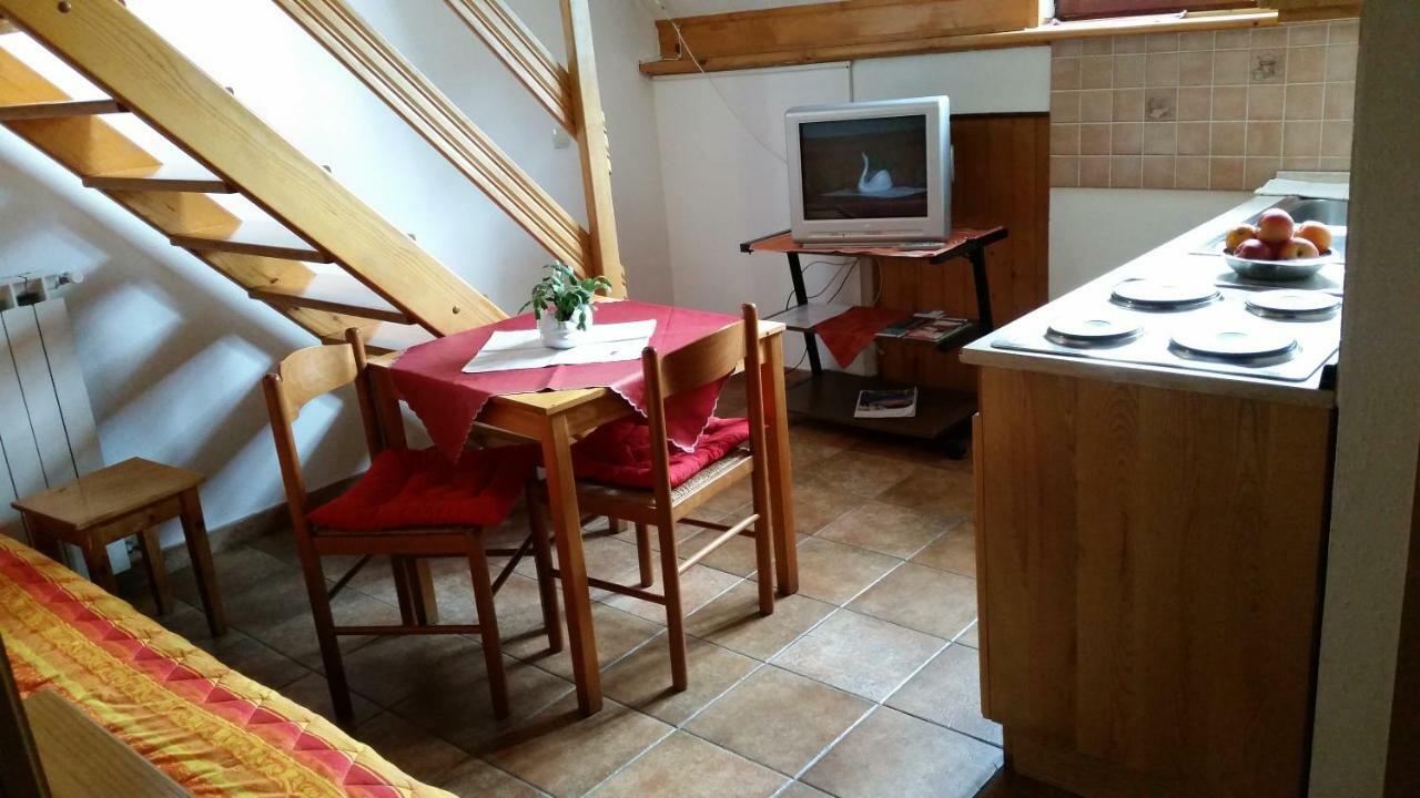 Apartmaji Stari Kovac Бовец Экстерьер фото
